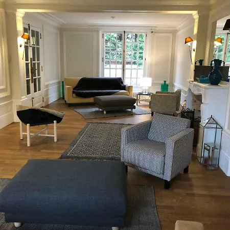 Historic And Charming House In * Versailles